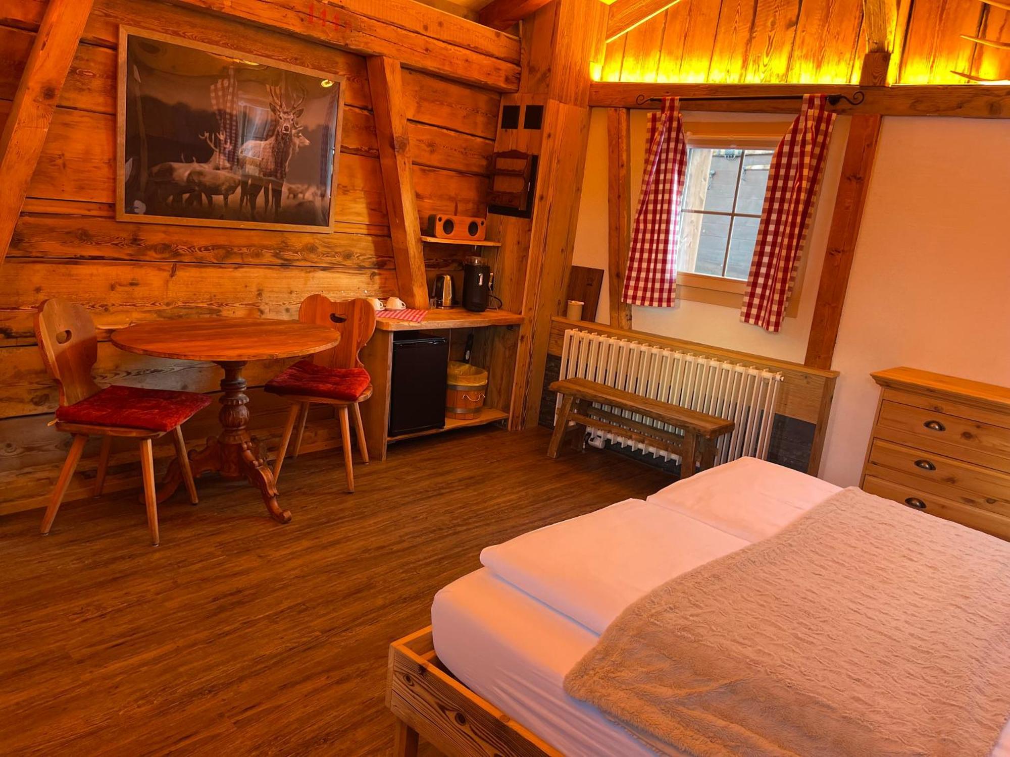 Hotel Jaegerstuebli Гриндельвальд Экстерьер фото